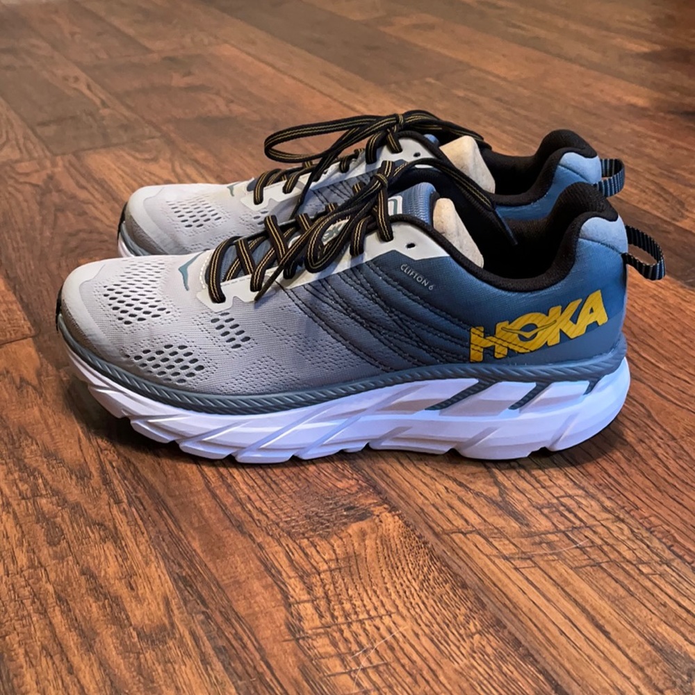 Hoka One One Clifton 6